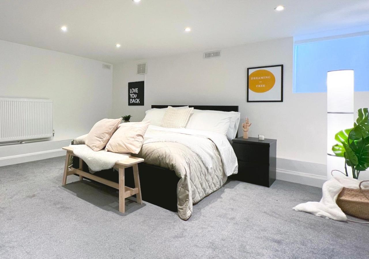 Appartamento Stylish 3 Bed Flat With Garden Londra Esterno foto